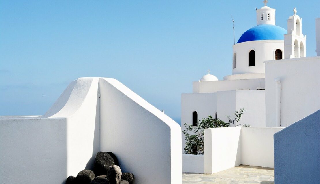 Comment faire construire sa maison en Grèce par un architecte?