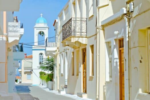 Comment s'appellent les maisons de la Grèce antique - canva