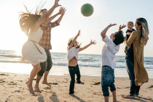 Trois activités pour découvrir Athènes en famille - canva
