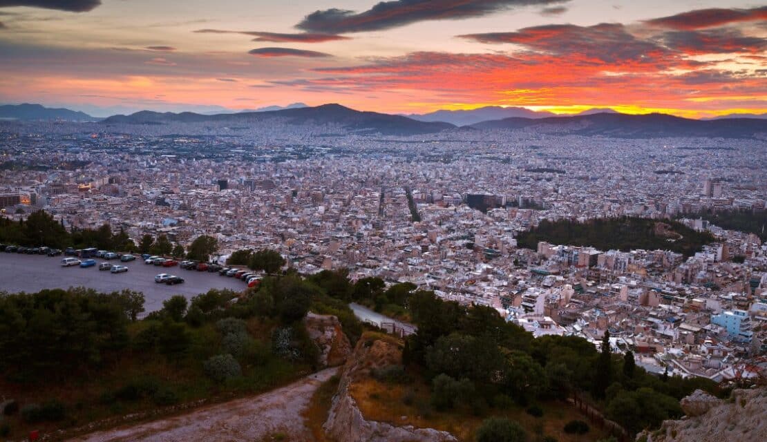 Où admirer les plus beaux couchers de soleil en Grèce ?