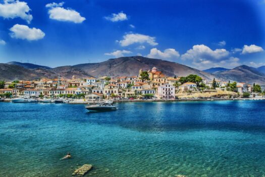 Vivre en Grèce, le paradis sur terre une exploration approfondie des charmes de la vie hellénique