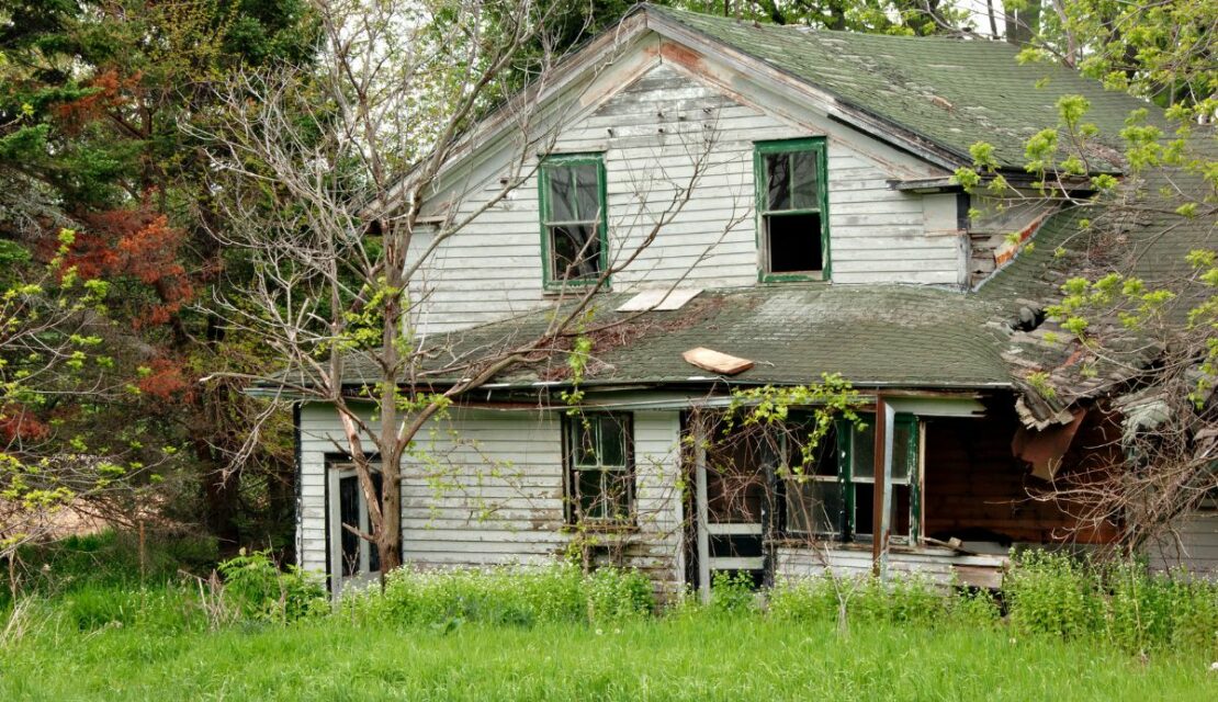La ruée vers les villages fantômes : investir dans les maisons abandonnées de Grèce
