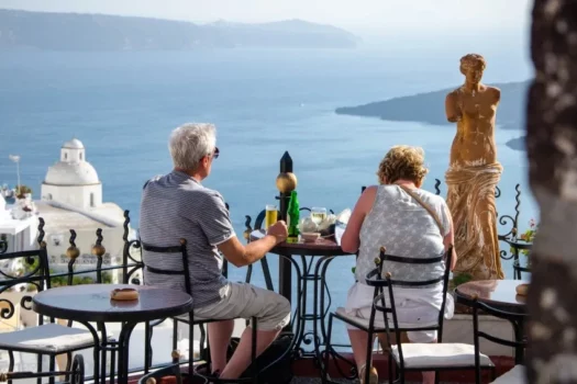 Pourquoi les retraités européens choisissent la Grèce plutôt que le Portugal